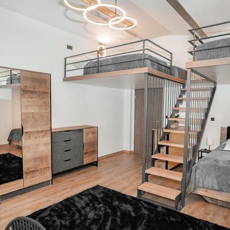 Apartmanovy Dum Sklipek Трутнов Екстер'єр фото